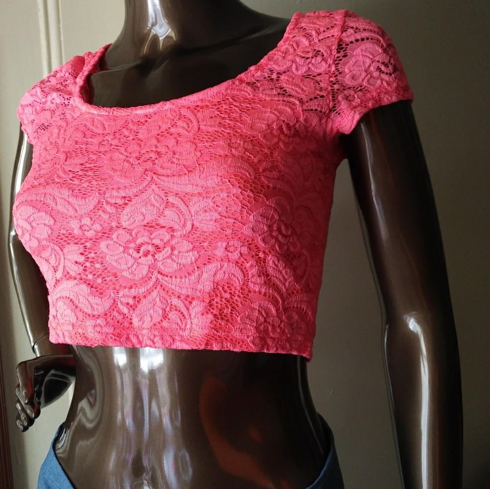 Crochet Crop Top | size M | offers?